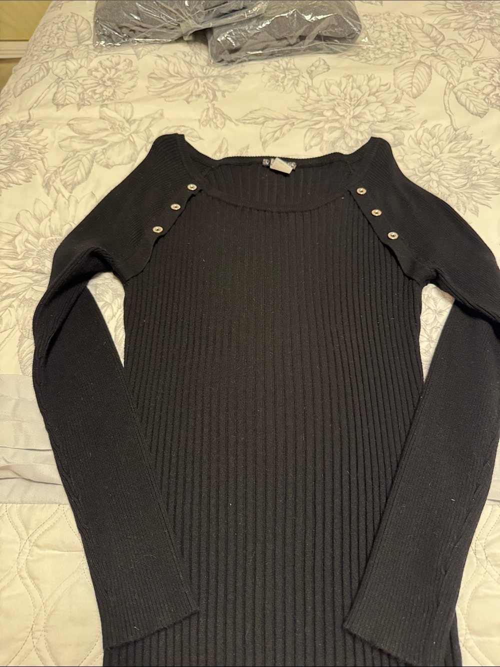 VENUS off-shoulder Black Ribbed Button-Accent Sweater / worn once